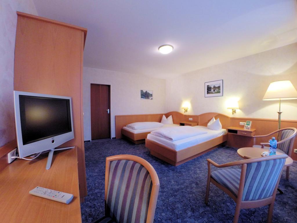 Frommanns Landhotel Buchholz in der Nordheide Chambre photo